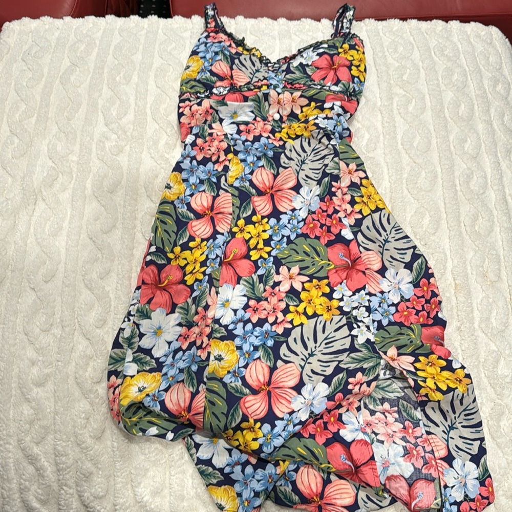 Midi Dress with buttons
